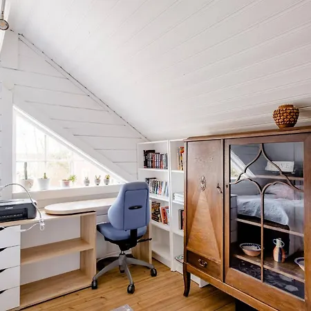 Дом отдыха 3 Bedroom With Sauna By The Sea Вааса