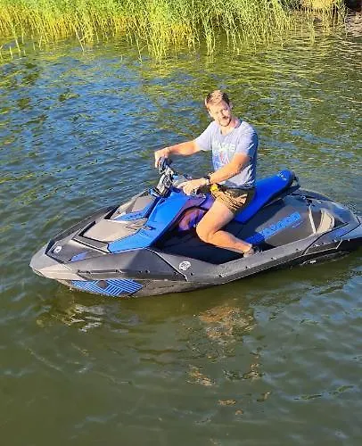 3 Bedroom With Sauna By The Sea Casa vacanze *