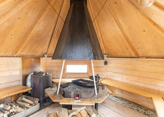 3 Bedroom With Sauna By The Sea