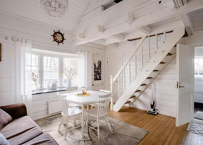 3 Bedroom With Sauna By The Sea 度假居 *